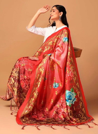 Authentic Handwoven Silk Dupattas with Floral Motifs Ideal for Boutiques in Surat