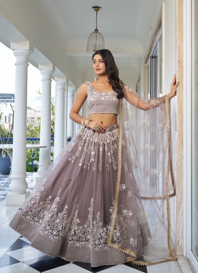 Buy Best Designer Lehengas at Low Wholesale Prices for Resellers in Surat