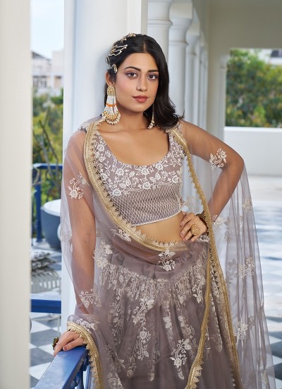 Buy Best Designer Lehengas at Low Wholesale Prices for Resellers in Surat