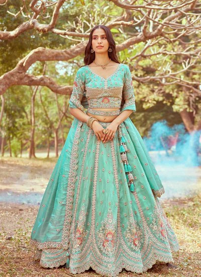 High Quality Silk Lehenga Supplier Designer Bridal Lehengas at Wholesale Rates in Surat