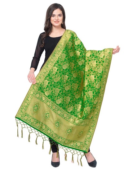 Luxurious Wholesale Silk Dupattas Ready to Sell with Intricate Craftsmanship and Vibrant Prints in Surat
