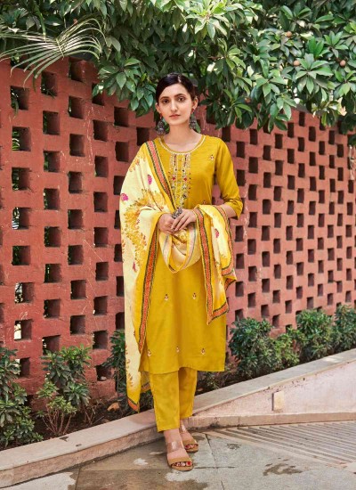 Nayra Cut Kurti Modern Design in Georgette and Cotton for Casual and Semi Formal Wear in Surat