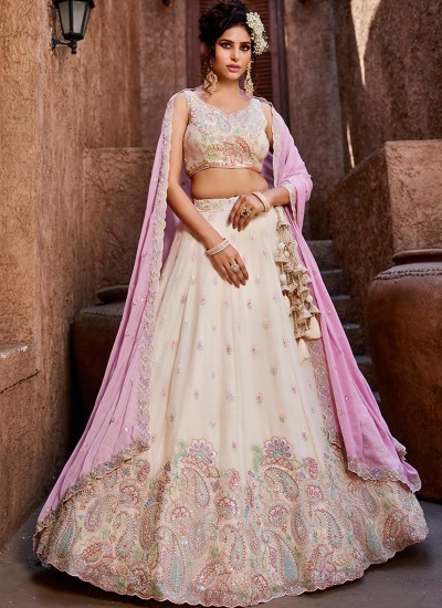Net Embroidered Lehengas Wholesale Online Supplier for Retailers and Boutiques in Surat