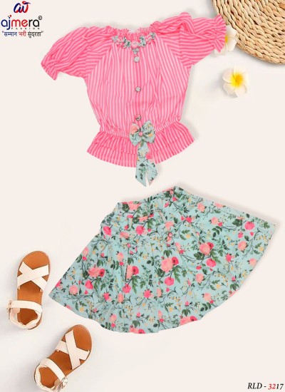 Shop Designer Kids Party Wear in Bulk for Fashion Boutiques and Export Businesses in Surat