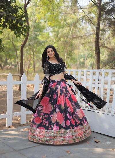 Stylish Designer Lehenga Catalogs in Bulk for Resellers and Boutiques in Surat