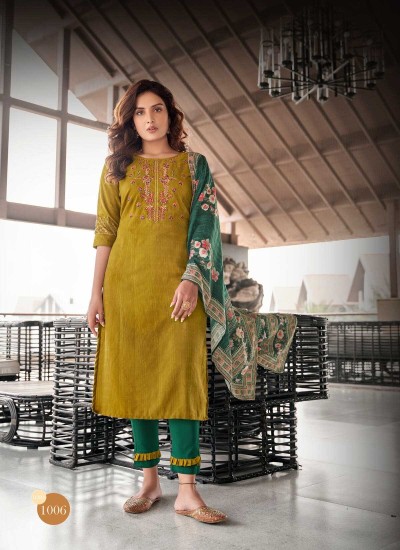 Traditional Artisan Kurti Delicate Handwork Soft Cotton Luxurious Silk for Special Occasions in Surat